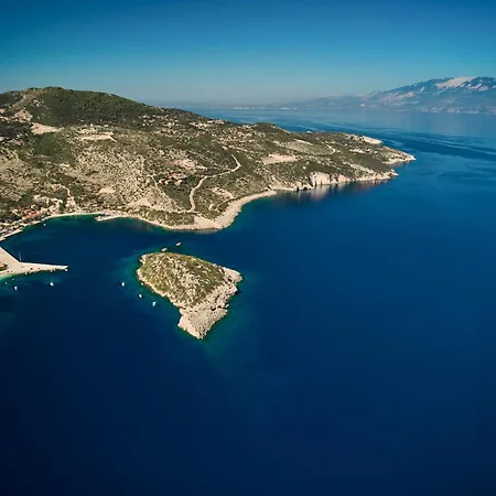Armoi Villa
